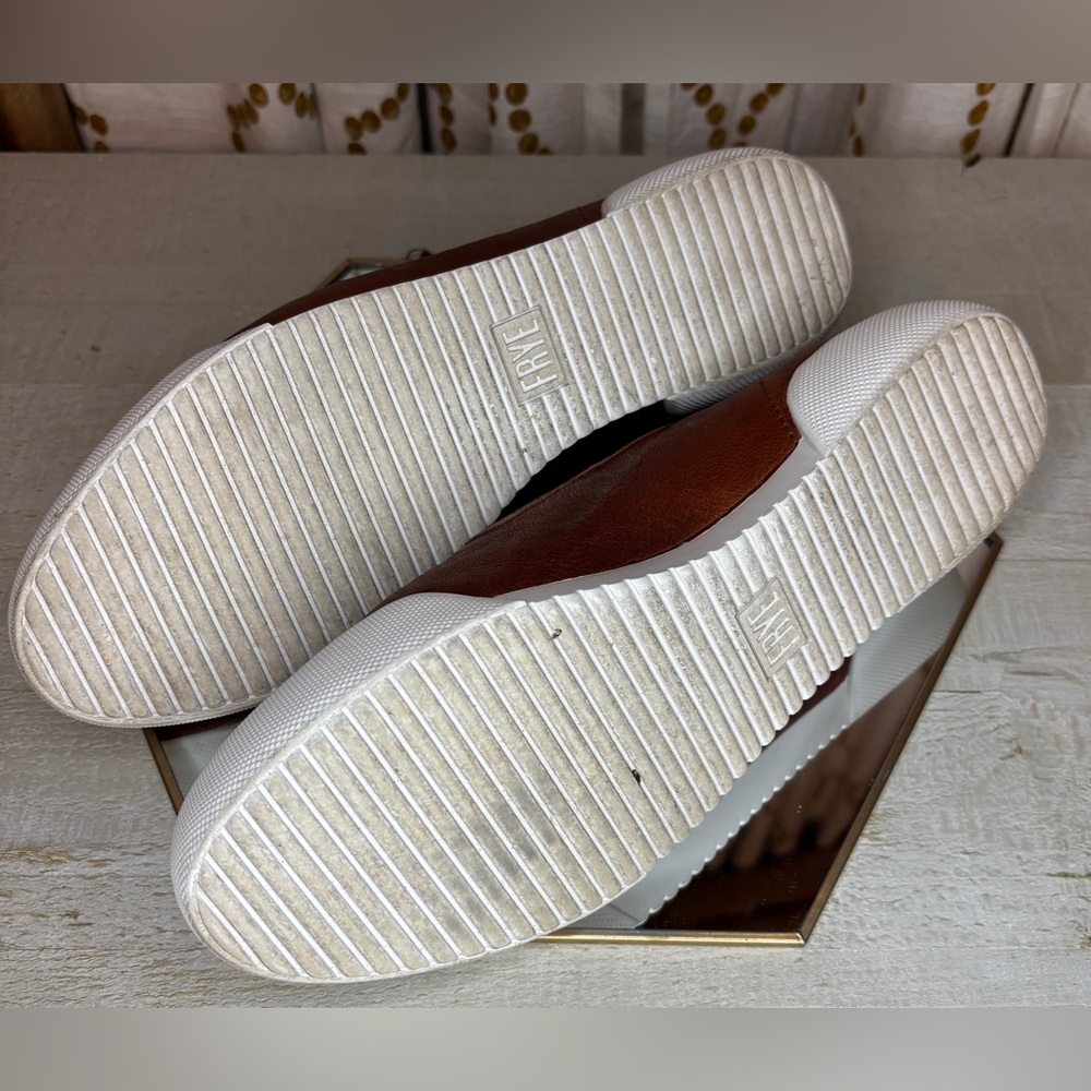 Frye Brown Leather Slip-on Sneakers Loafers with Moccasin Toe Size 8.5 - Picture 10 of 10